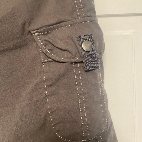 Kuhl hiking shorts gray Sz 8 style 6084 - Picture 3 of 8